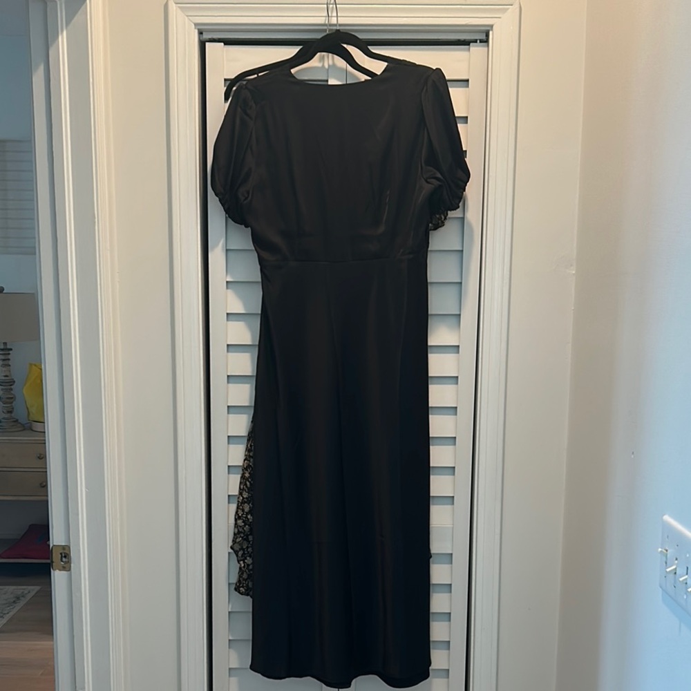 Abercrombie & Fitch Black satin Ruched Midi Gown with Puff Sleeves - Picture 5 of 6